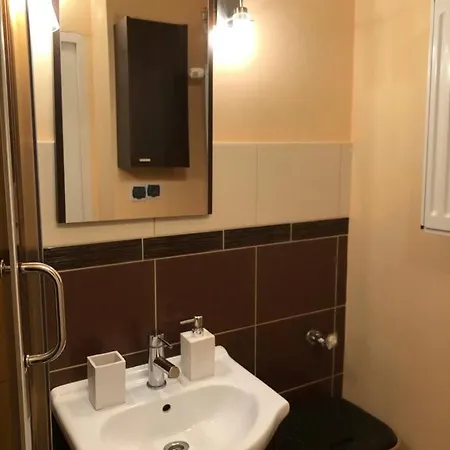 Viola Apartment